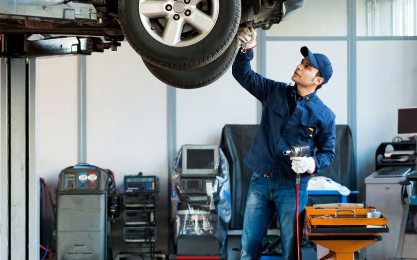 Man fixing car box-2